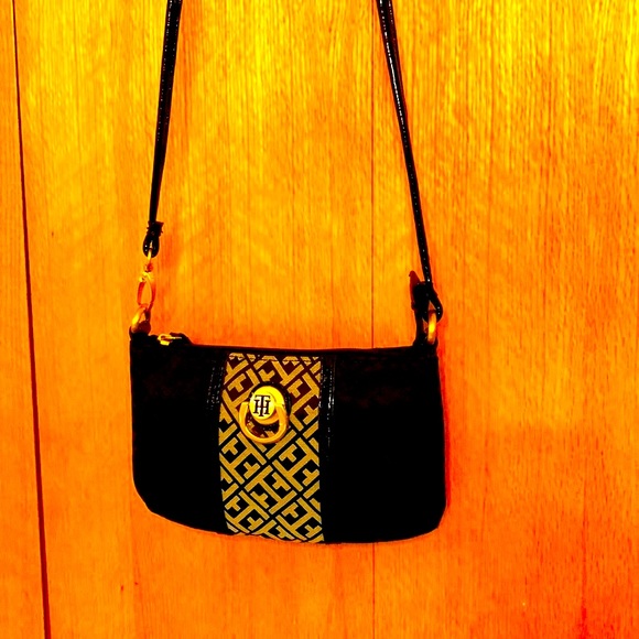 Tommy Hilfiger Logo canvas mini bag horse bit cross body top zip crossbody EUC - Picture 1 of 10